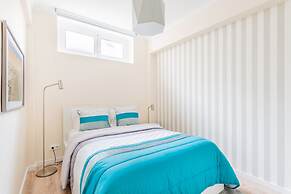 Oeiras Spacious and Modern Flat