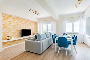 Oeiras Spacious and Modern Flat