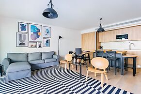 Gelman's Getaway in Lisbon