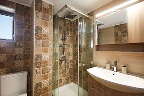 Peacefull Stone-Built Villa