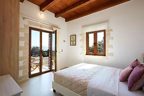 Peacefull Stone-Built Villa