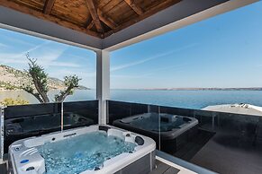 Luxury Villa Solis