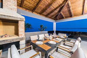 Luxury Villa Solis