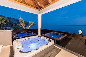 Luxury Villa Solis