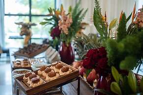 Hotel Botanica- Limited Edition By Fattal