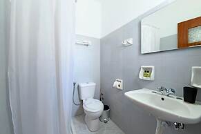 Lunar Santorini Hotel