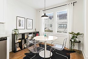 800 Furnished Apartments