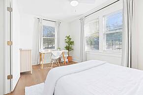 800 Furnished Apartments