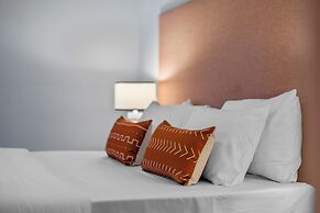 881 Furnished Apartments