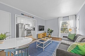 881 Furnished Apartments