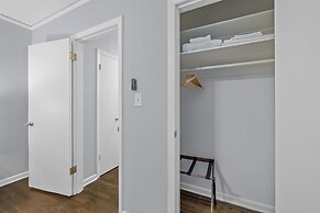 881 Furnished Apartments