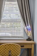 881 Furnished Apartments