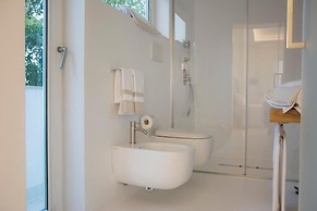 Valentino Luxury Room