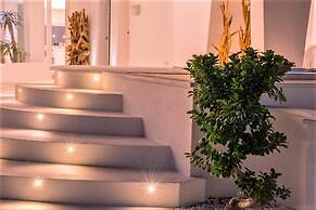 Valentino Luxury Room