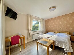 AM BERG Hotel