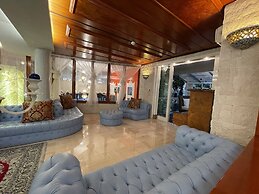 Milton Boutique Hotel