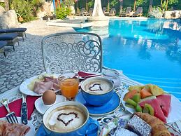 Milton Boutique Hotel