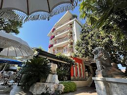 Milton Boutique Hotel