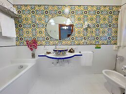 Milton Boutique Hotel