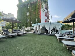 Milton Boutique Hotel