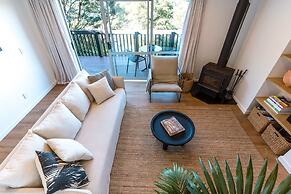 Family Friendly Home with Tree Top Vista