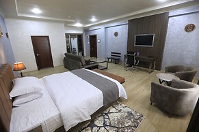 Chinor Hotel