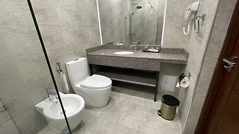 Chinor Hotel