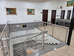 Chinor Hotel