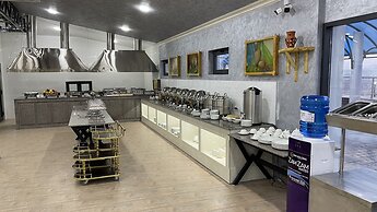 Chinor Hotel