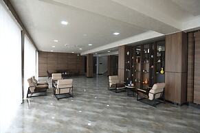 Chinor Hotel