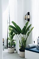 Luxurious 3BR Villa Muzo with Pool by Azure near W