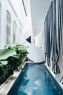 Luxurious 3BR Villa Muzo with Pool by Azure near W