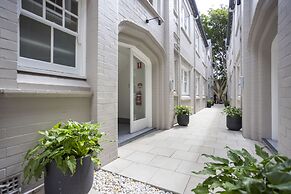 Mulwarree Avenue Apartments by Urban Rest