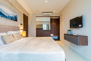 AR Suites Jewels Royale