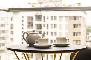 AR Suites Jewels Royale