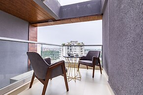 AR Suites Jewels Royale