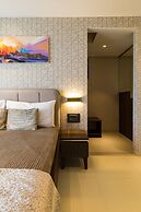 AR Suites Jewels Royale