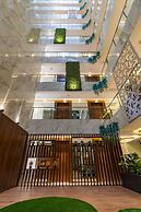 AR Suites Jewels Royale