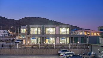 Ganghwa The Starspa Pension