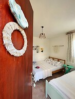 Tenedos Tatil Odaları