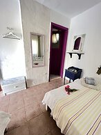 Tenedos Tatil Odaları