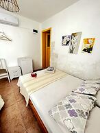 Tenedos Tatil Odaları