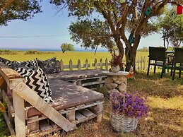 Tenedos Tatil Odaları