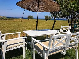 Tenedos Tatil Odaları