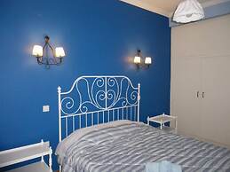 Luxurious Cozy Stay in the Heart of the City