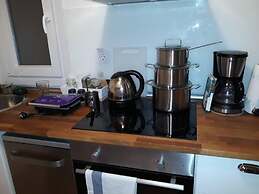 Luxurious Cozy Stay in the Heart of the City