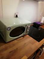 Luxurious Cozy Stay in the Heart of the City