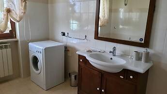 Immaculate 4-bed House in Cassino Villa Aurora