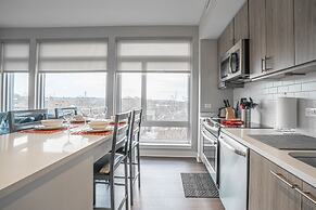 One Bedroom Apartment Near Waterfront in a Brand new Building 1 Apts b