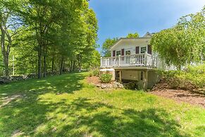Cozy Bungalow Just Minutes From Mystic, Westerly Beaches, Boating And